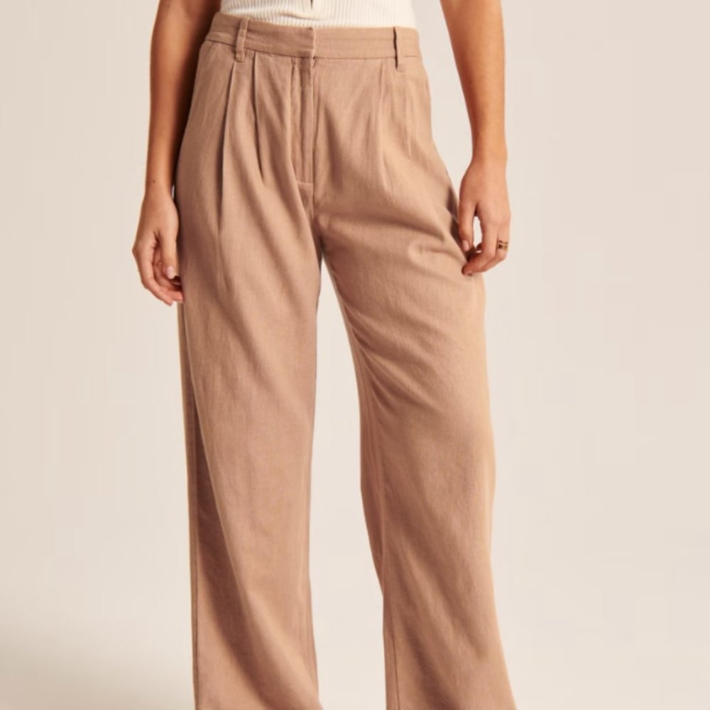 Abercrombie Linen-Blend Sloane Pants in Khaki, Short